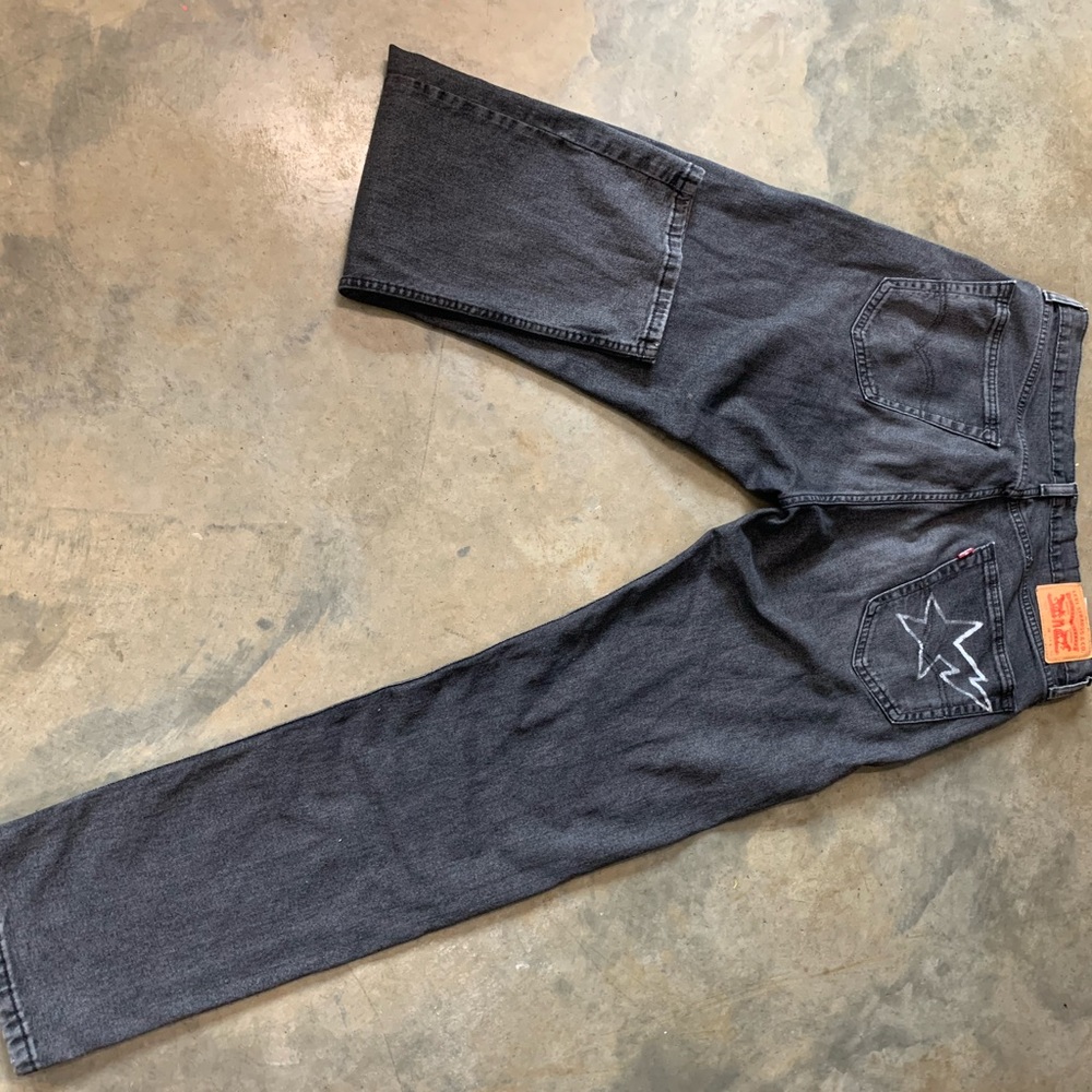 black levi’s